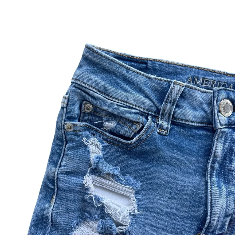 American Eagle Women’s 4 Light Wash Hi-Rise Mini Next Level Stretch X Jean Skirt